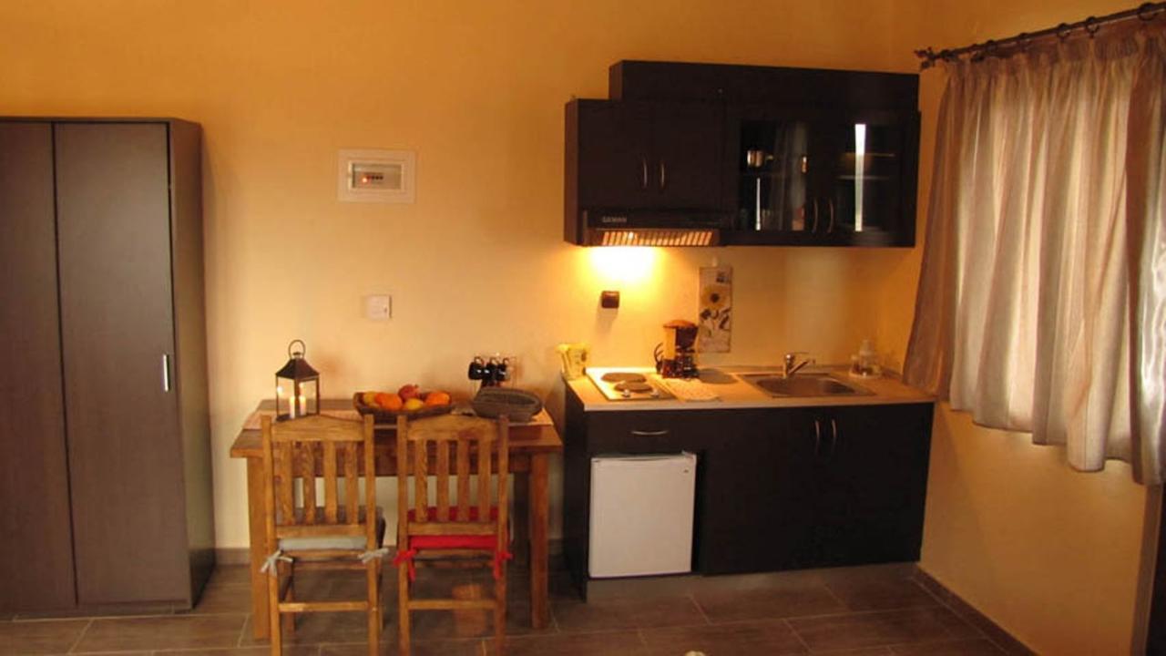 Bed and Breakfast Ihnilatis Kerkíni Habitación foto