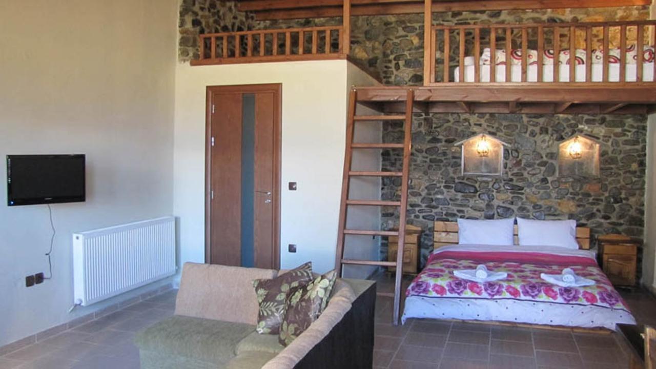 Bed and Breakfast Ihnilatis Kerkíni Habitación foto